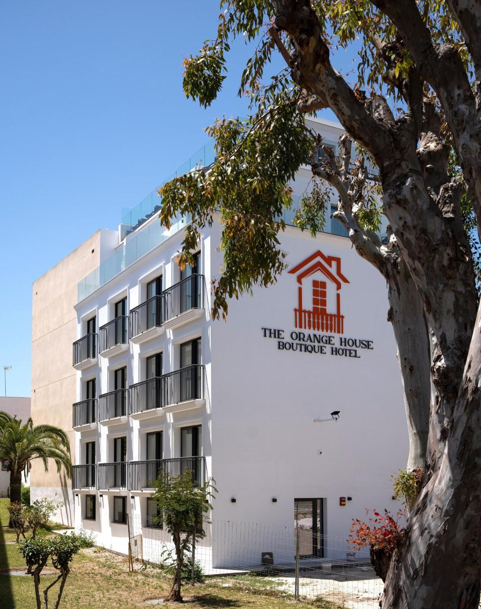 The Orange House Boutique Hotel And Upstairs Rooftop Bar Center Of La Cala De Mijas 100M From The Beach Exteriör bild