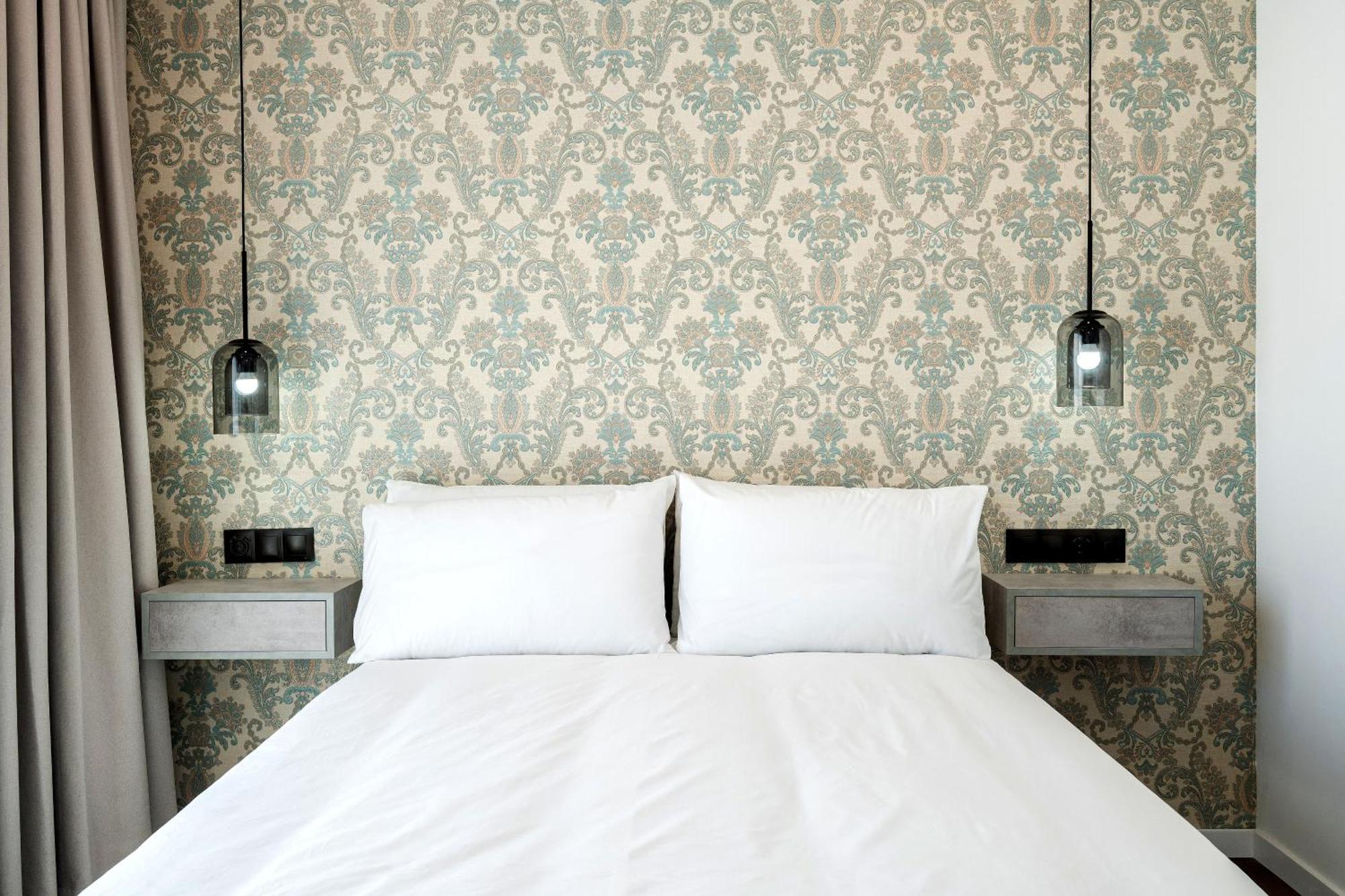 The Orange House Boutique Hotel And Upstairs Rooftop Bar Center Of La Cala De Mijas 100M From The Beach Exteriör bild