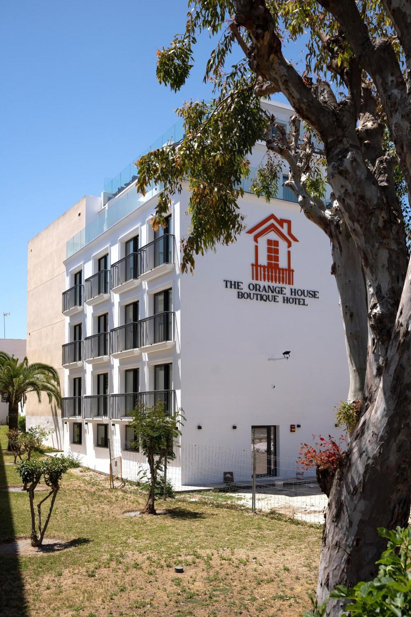 The Orange House Boutique Hotel And Upstairs Rooftop Bar Center Of La Cala De Mijas 100M From The Beach Exteriör bild